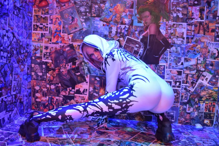 myself as venom gwen! by velverosa