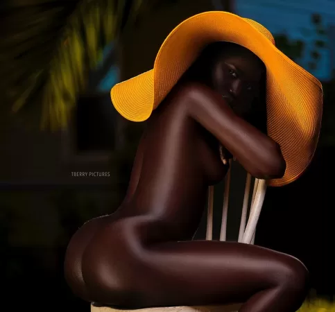 Mysterious by sispolishboi