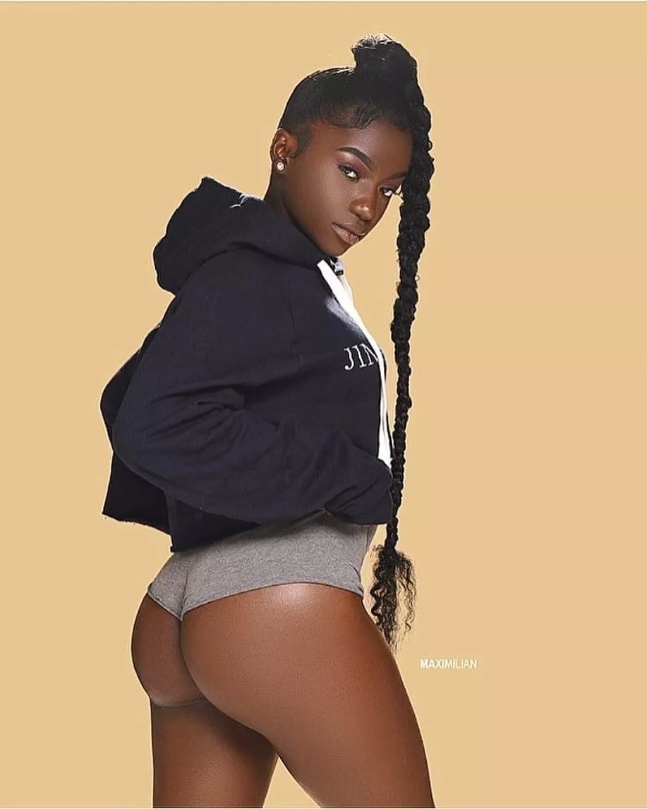 Nadia Wembulan posted by Ky_Hud