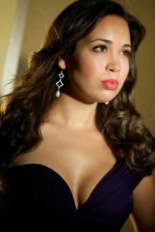 Nadine Sierra by Straw27