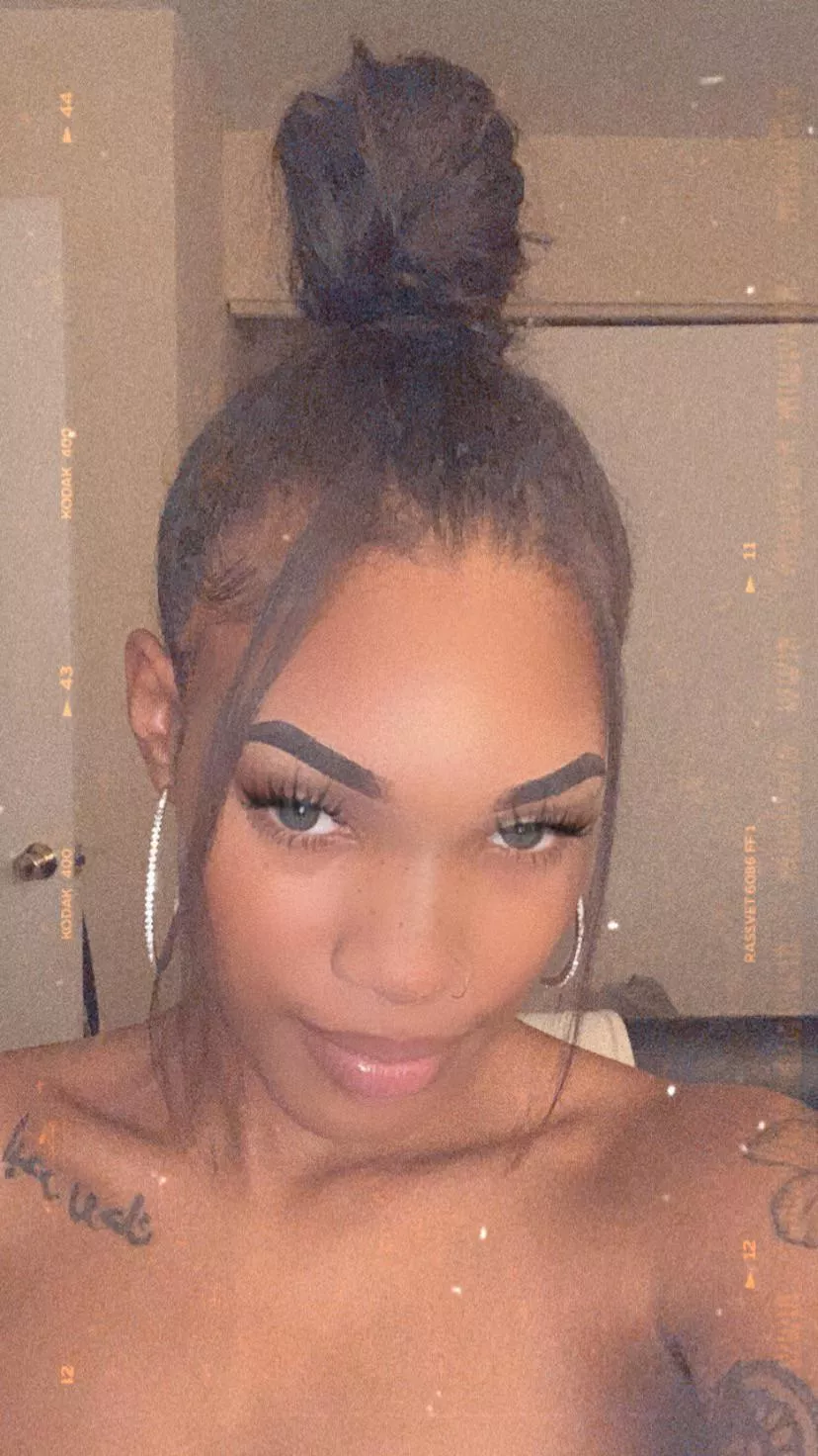 naked or? 😋 posted by efurulove_