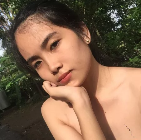 Naked outside 🌝 by Clarisse_Tanaka