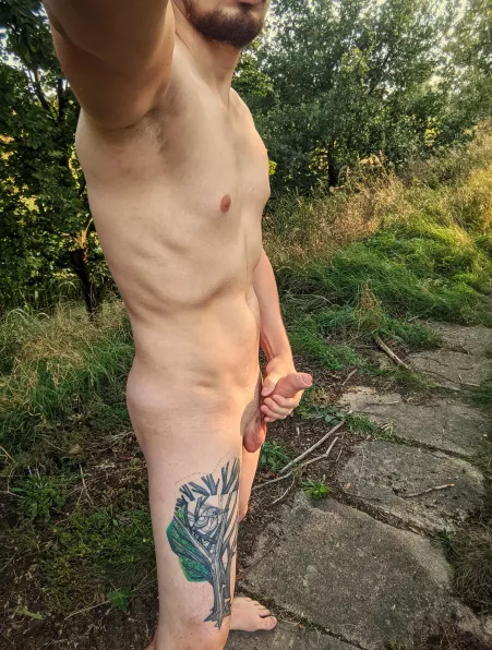 Naked walk. by RR9v2