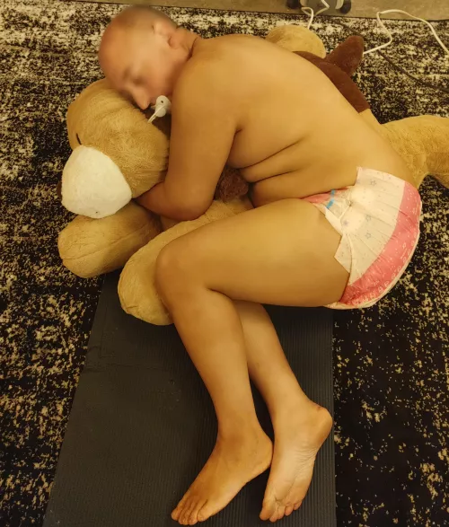 Nap time! by YesMissJay-YMJ