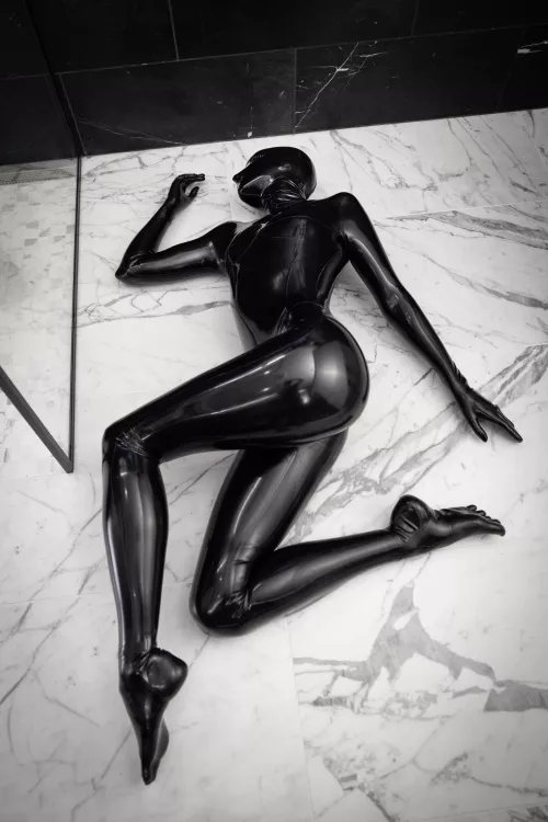 Naptime by reflectivedesire