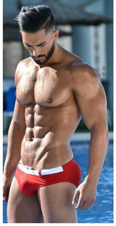 Nastase Daday (@nastase_daday) out of the pool posted by PecsReddit