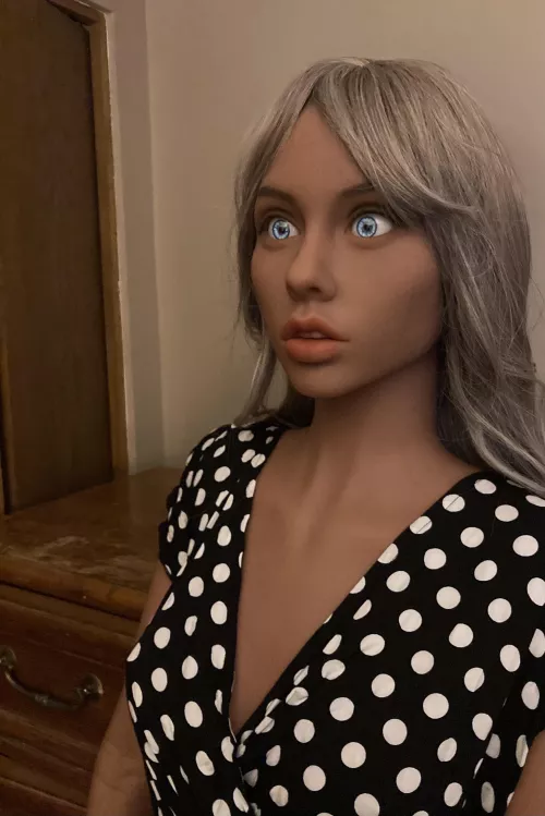 Natalia with a new hairstyle. Opinions? by Volya_13