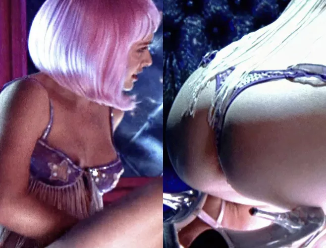 Natalie Portman flashing a titty and her asshole by B0zzyk