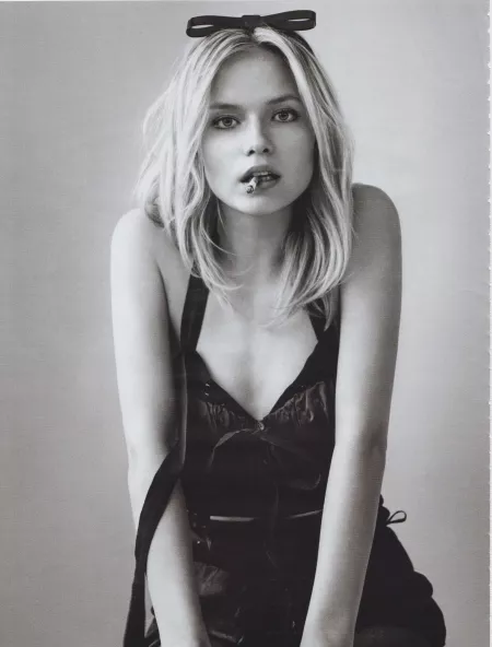 Natasha Poly by dreambringer1