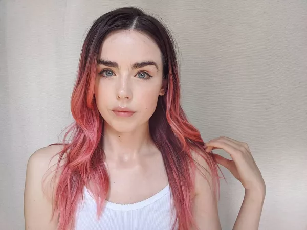 Natural Beauty by Blankbanana