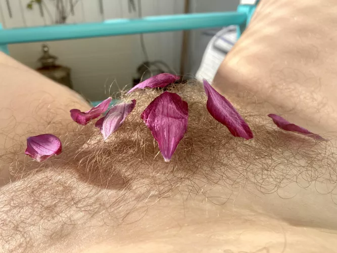 Natural in many ways today 😊 by Kinkyemma00