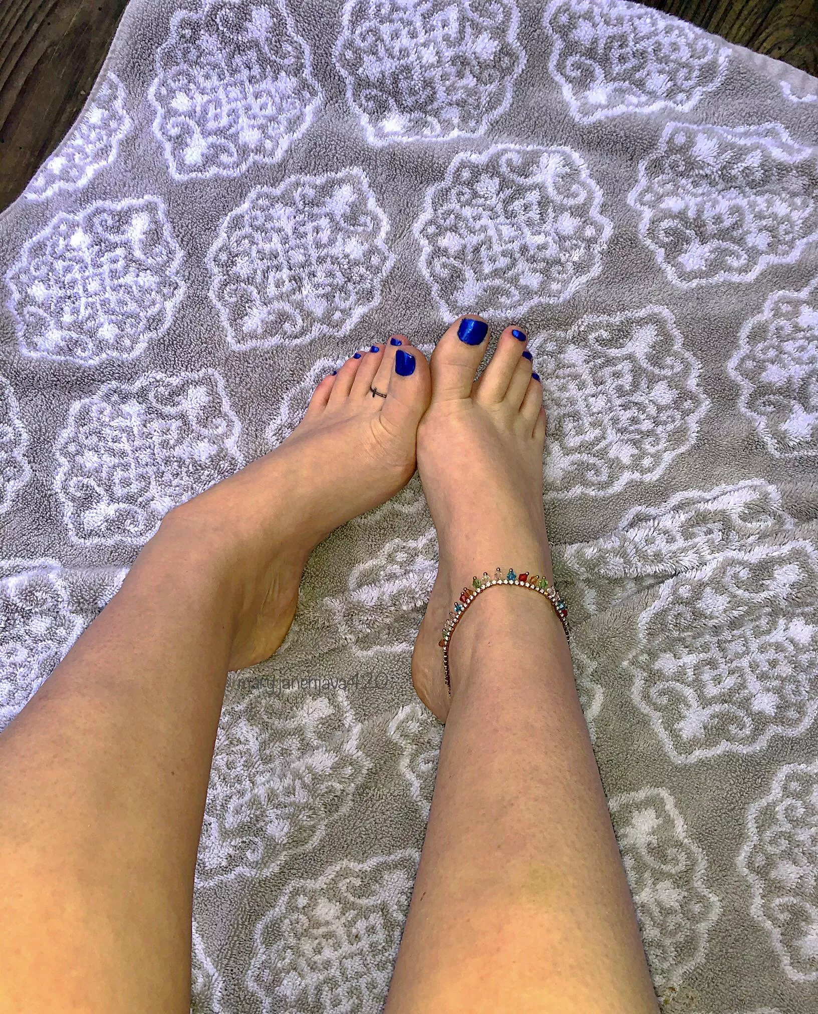 Natural, outdoor lighting 💙 (repainting today, possibly. Color suggestions are welcome in comments) posted by [deleted]