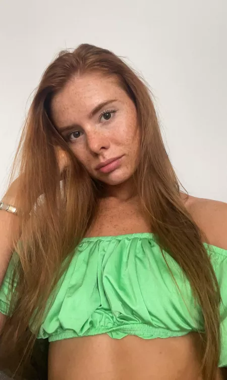 Natural redhead 🥰 by hollieholls_