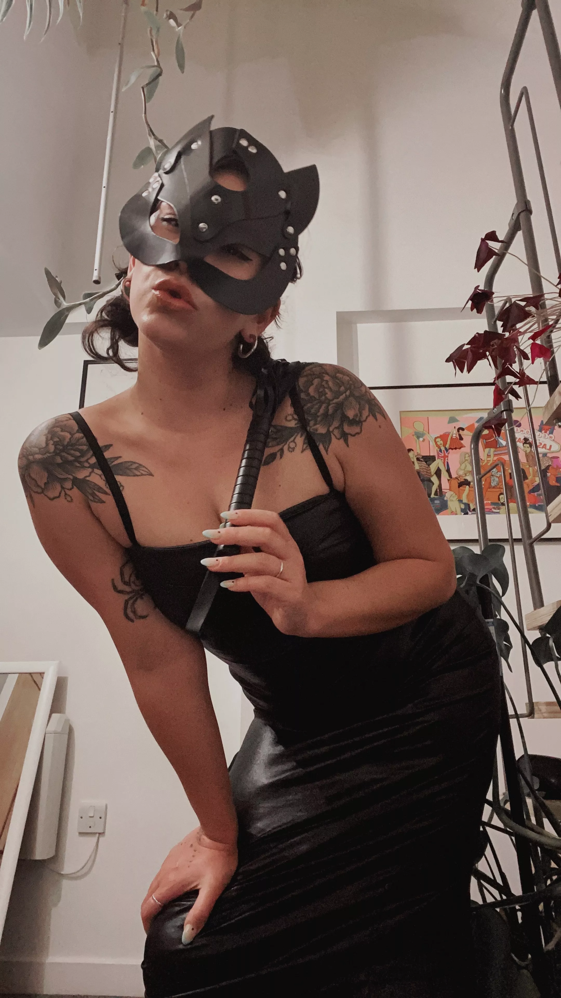 Naughty boys need putting in their place 🖤 posted by samurai_kitty_kink