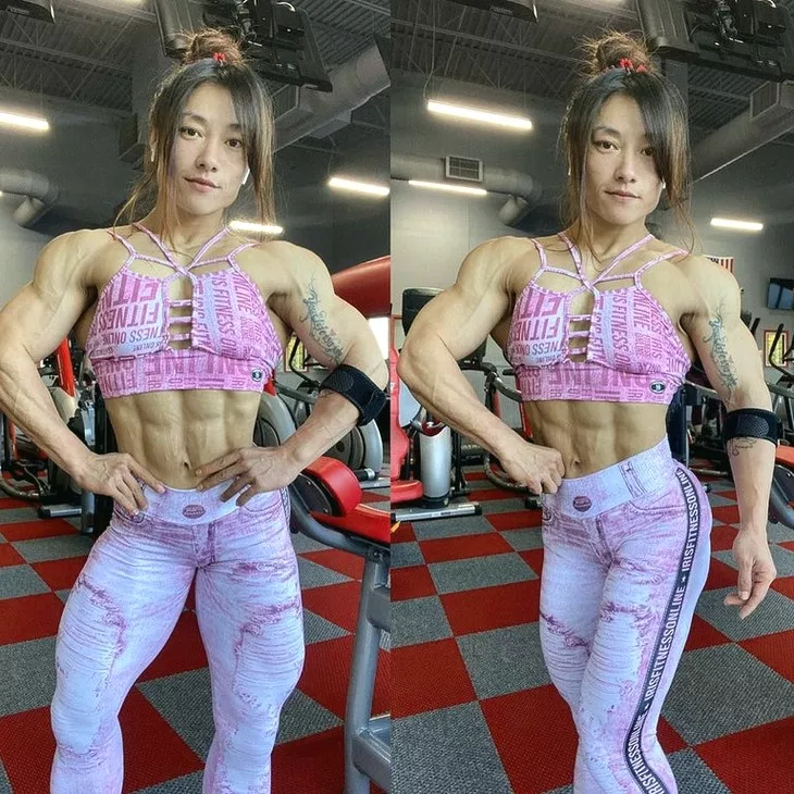 Naughty girl doing crazy things online :) You can check this on my snapchat yeahwhich posted by analthrowaways