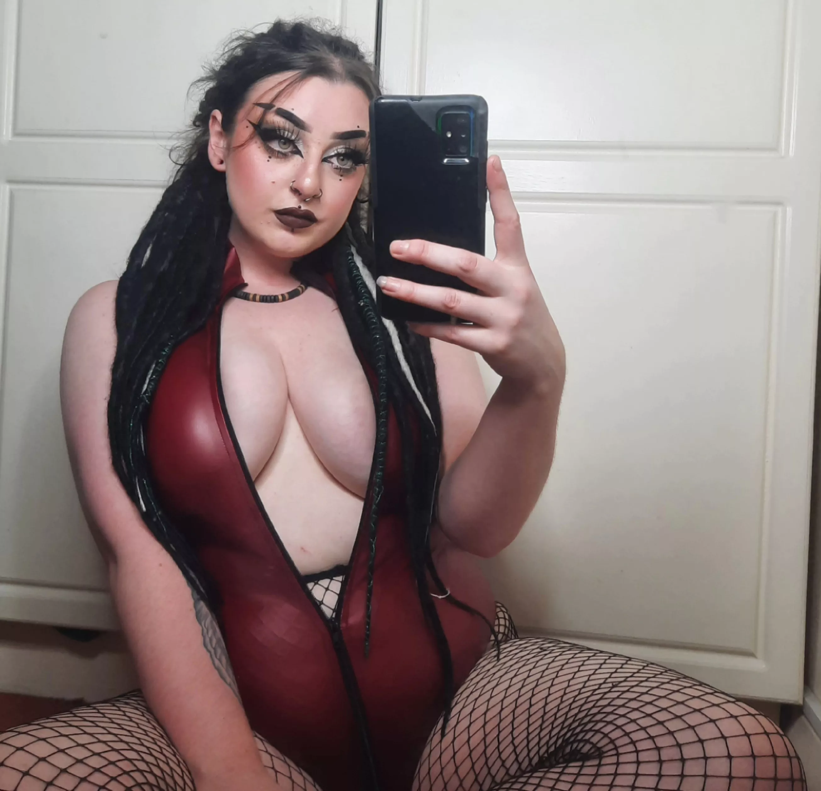 Naughty Irish Alt babe with Big Mommy Milkers💦💦 50% OFF + Free descriptive Dick Rating 💋 (Mommy kink/JOI/GFE/B/G/Sexting + more, v.Fetish friendly) posted by XxSage_