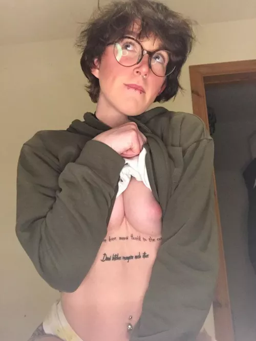 Naughty lil vampire🧛🏻‍♀️💕 by stonerelfboi