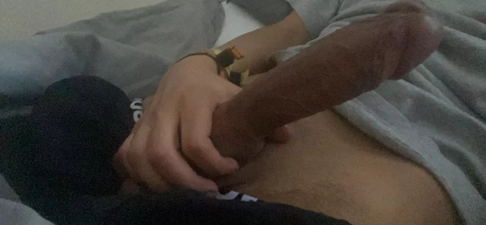 naughty sluts hmu 😈 by naughtydaddybbc