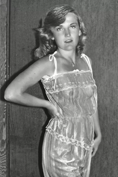 Nearing the end of the disco era.... by thighsgentlyparting