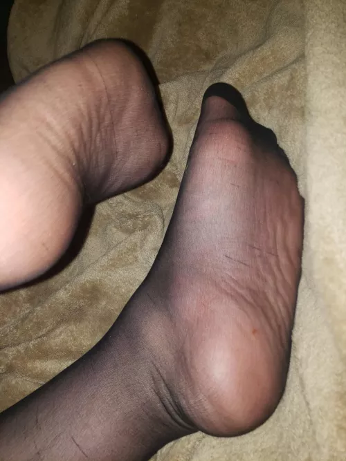 Need a footrub <3 by Mommys_Good_Slut