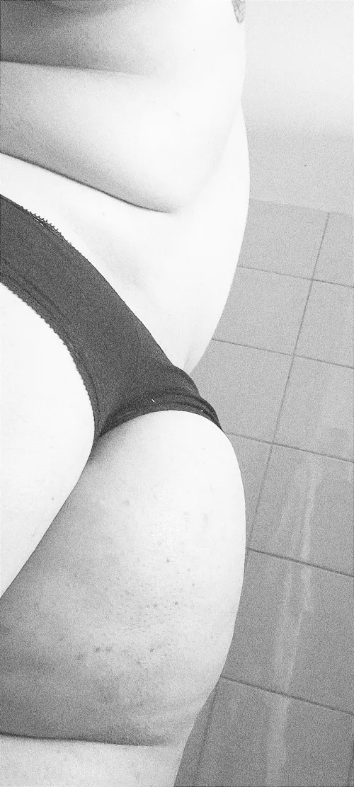 Need a good spank 🤭🙌✨[oc] by AK1RI