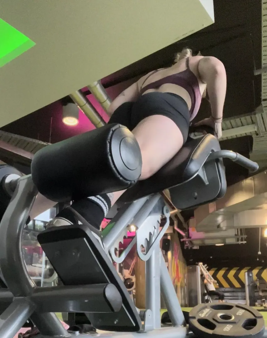 need a gym pal to take better pics 🍑😉 posted by littlemissc4ndy