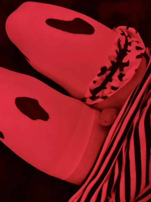 need a little goth to come sit on your lap? 🖤 by itsmolly6666