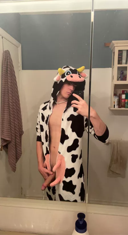 Need a little hand milking me by Wonderful-Stick2300