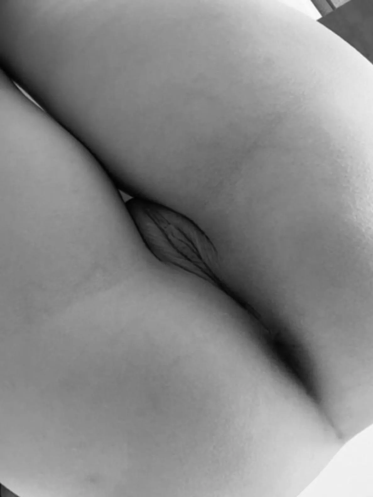 Need a married daddy to ruin me behind my Bf back whilst he’s at work 😇😈 punish me, dm for kik posted by Missdaisy9333