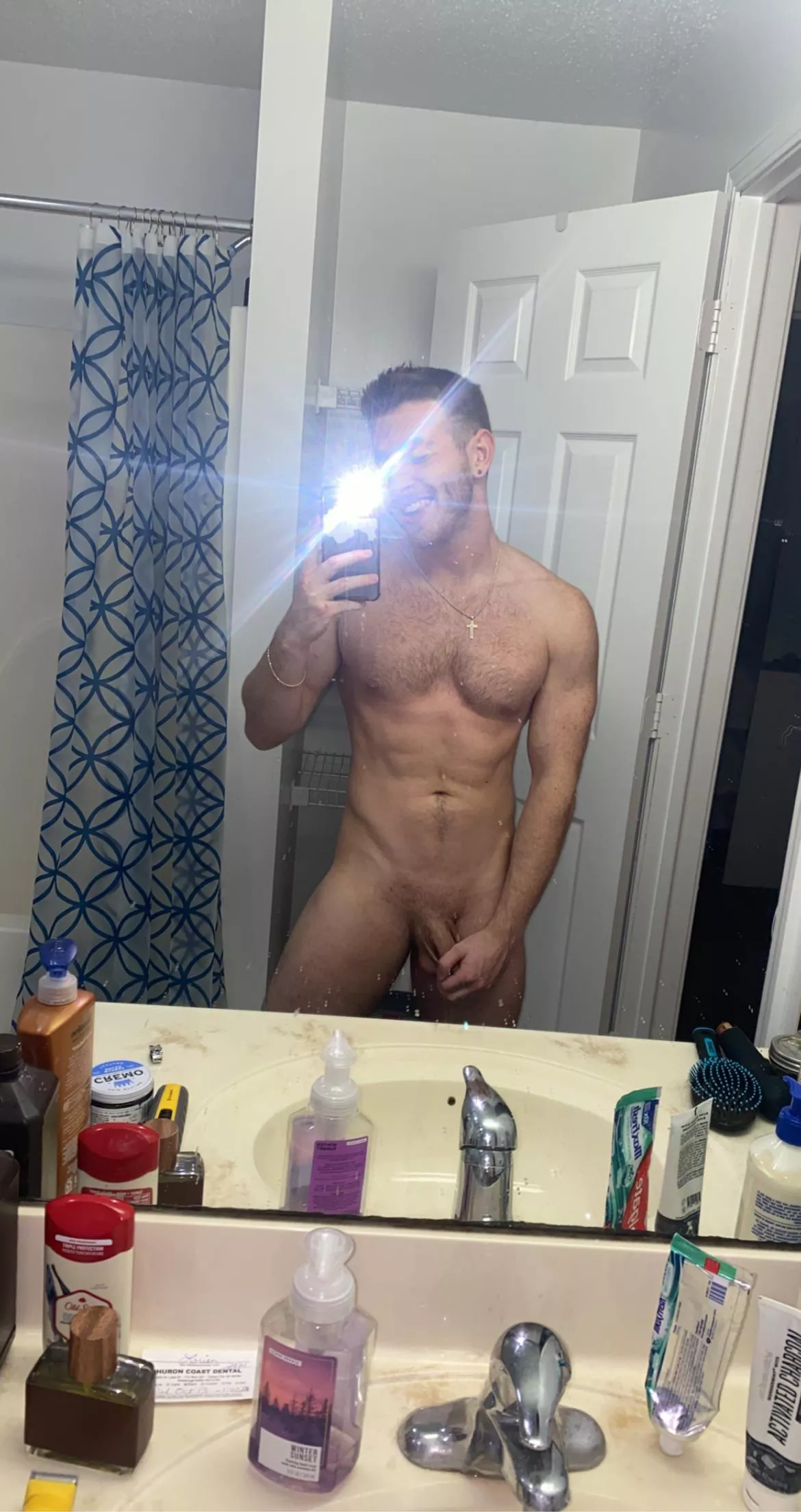 Need a nice face to drain my balls on 🥵 posted by boynextdoor_15