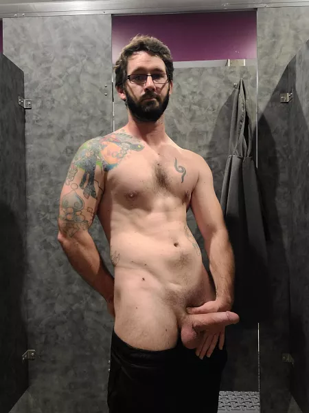 Need a post workout stretch? by Dismalledcrow