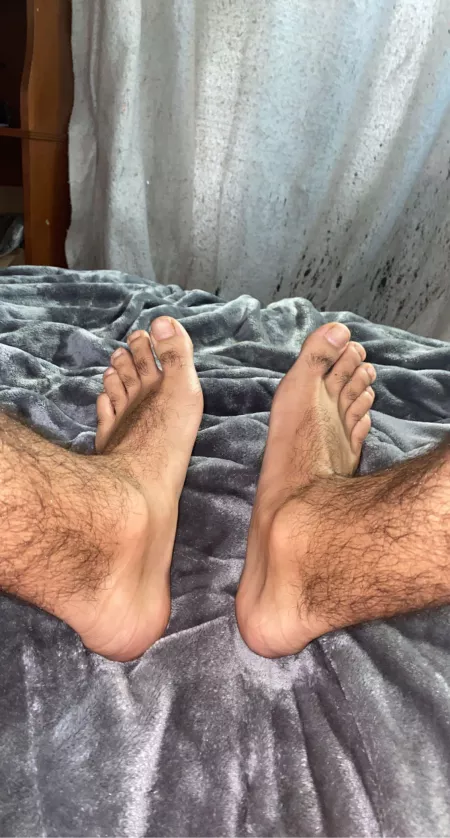 Need my hairy feet licked;) by AdStunning1001