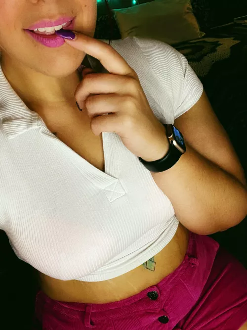 Need new claws… Anyone want to pay for a new set AND a pedicure? by XKittenSavagex