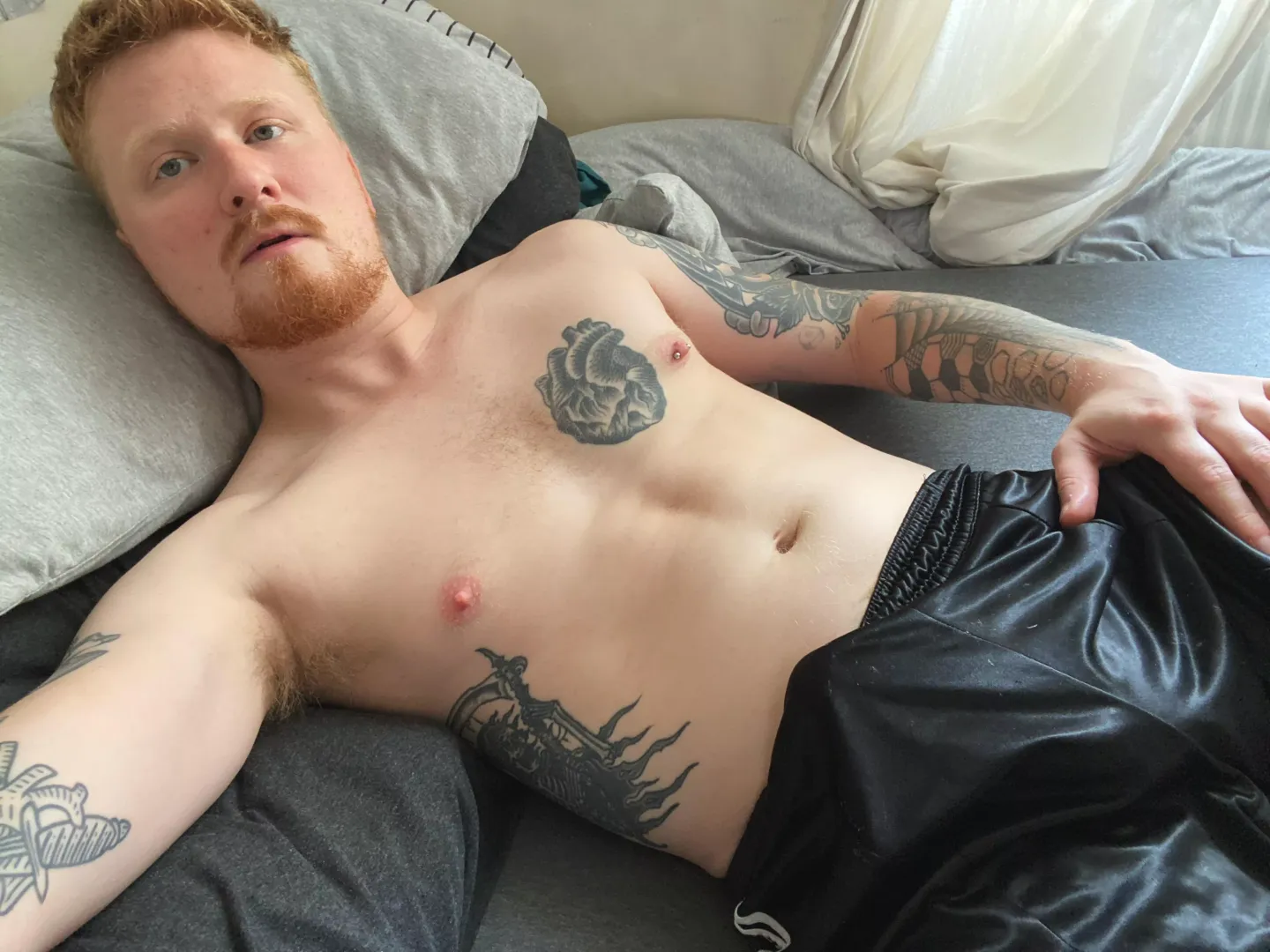 Need some ASSistance 😜 posted by retr0fag