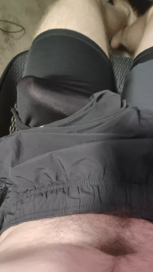 Need someone so sit on my lap so I can hide it by bigwassup