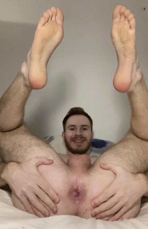 Need someone to gape my hole by Educational-Ad8948