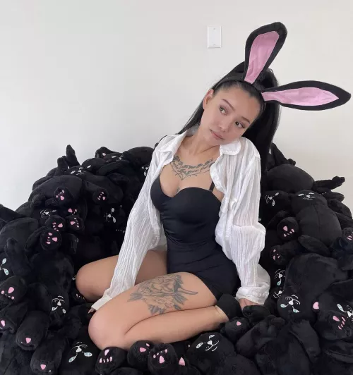 Need someone to rp as a sub bella poarch by okthenynot