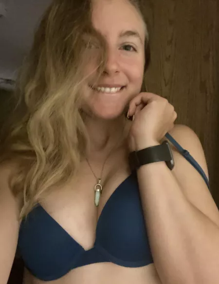 Need someone to splatter my gf with cum by walkaflocka7