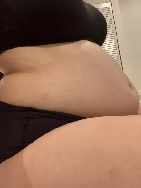 need to be fed so much rn 🥰 by enbypig