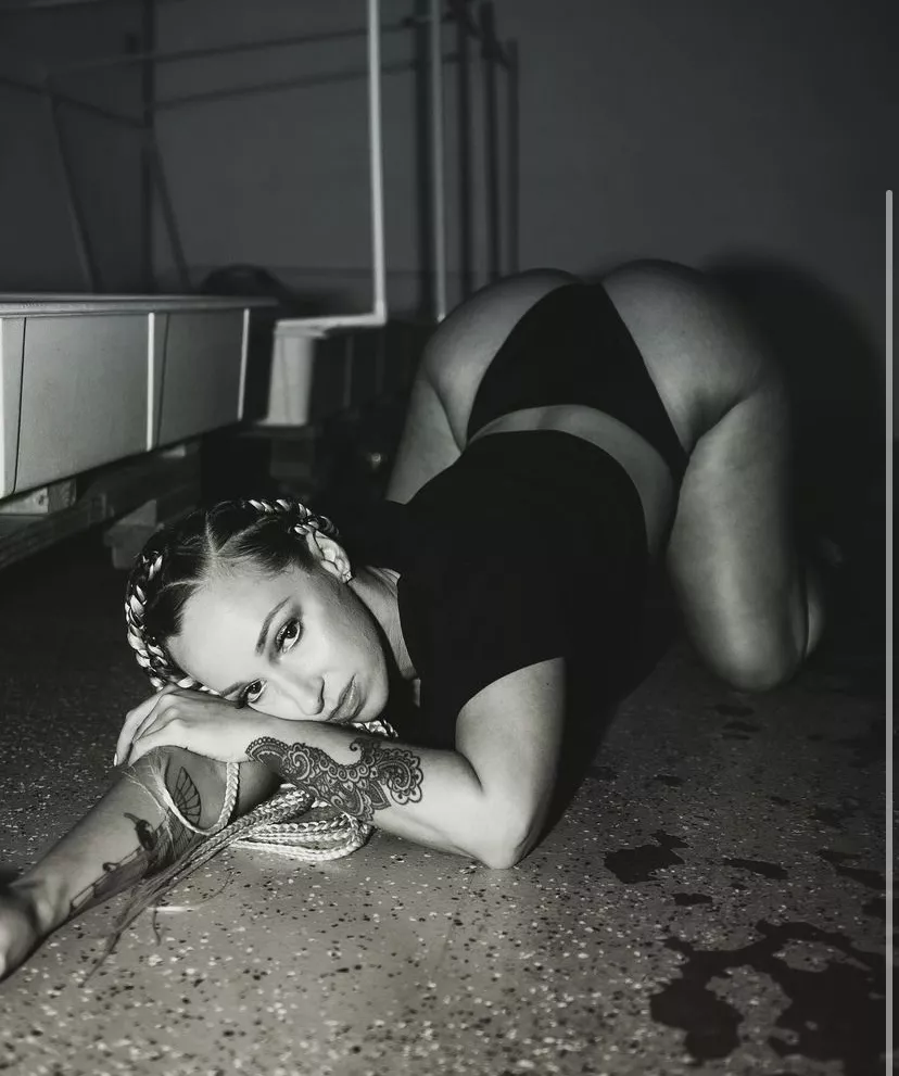 Need to Pull Up Behind This with Serious 🍆 ... And Just Bust posted by Ace_HeadbangerBoogie