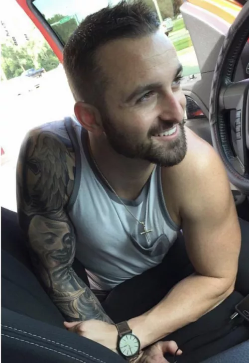 Needed a mild switch up! Let me know if you want me ;) by jcraft92