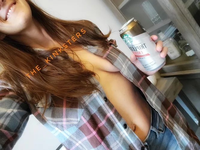 Needed something with a little more kick this morning 🥴 have a great day CGW 💋 by The_kinksters