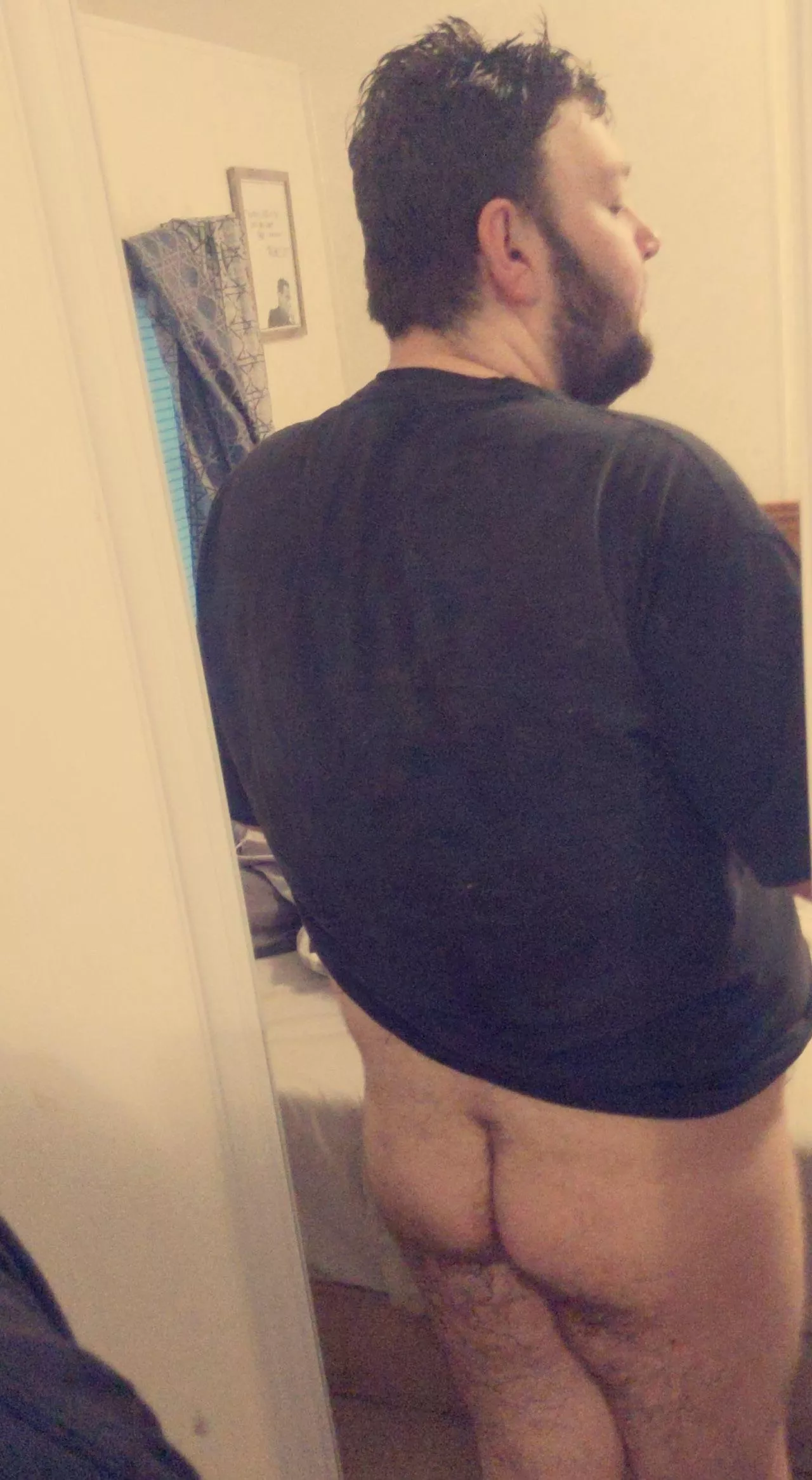 needing a bbc to serve right now 😈 posted by jarhopk