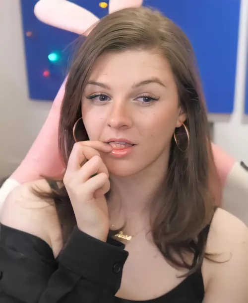 needs a cock on her face kik: haileydze by autonizey