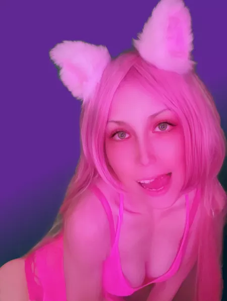 Neon kitten 💞🚦 by eirsaga