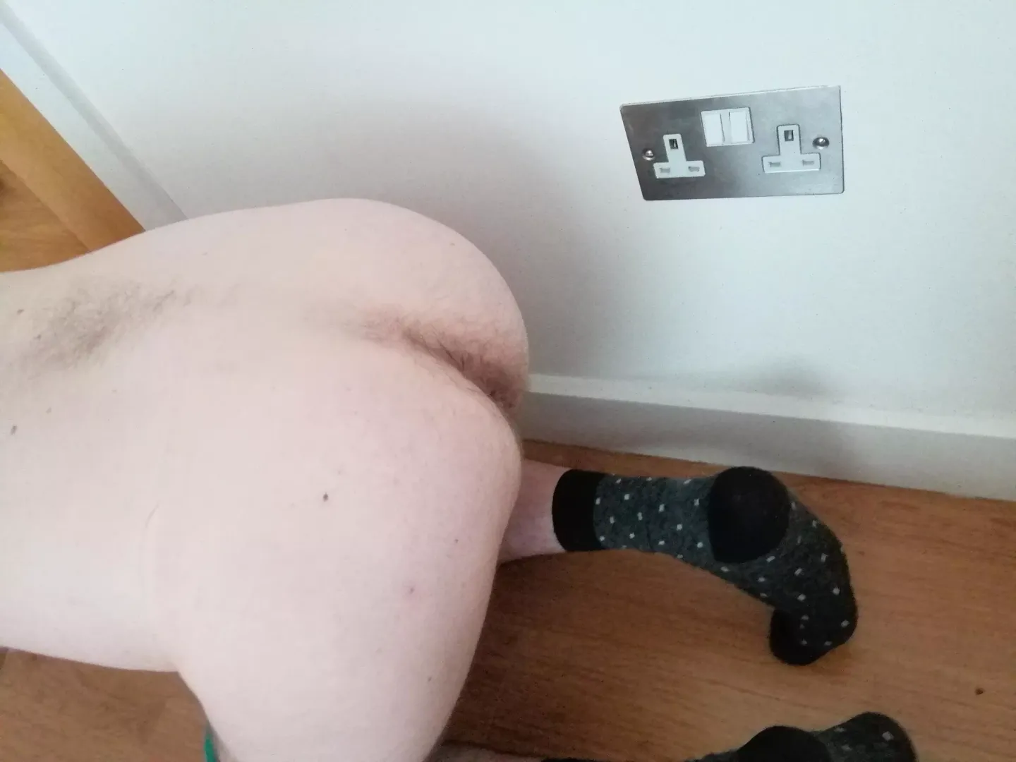 Never been bottom. Would anyone break me in? posted by EvenPurchase2