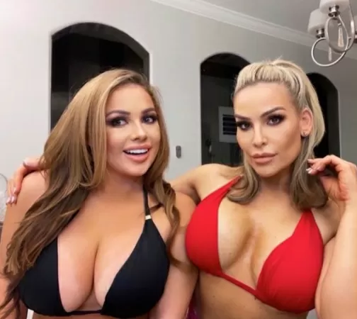 Never been that attracted to Natty but fuck her and her sister looks so fucking hot in this 😍 by ASingleSliceOfBread