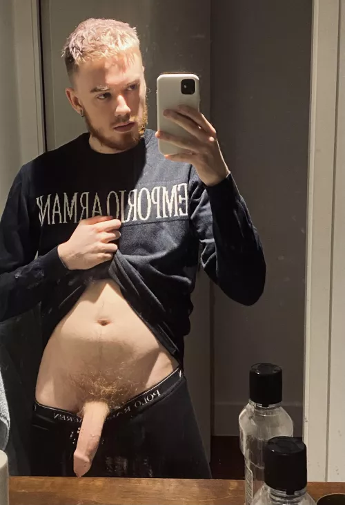 Never fucked a girl before but really wanna try it 🤨 anyone? by biguncutlad