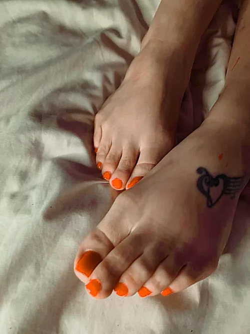 never had pics of my feet taken before, how'd he do? [oc] by Dry_Match3736