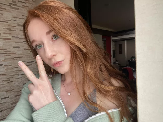 Never pass up a bathroom with good lighting by soph_wallace